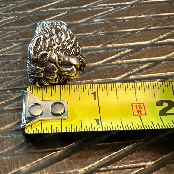 Sterling Lion ring size 10 - Picture 9 of 10